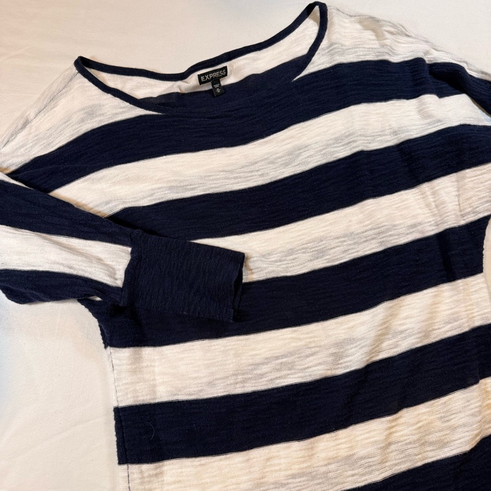 Express Top M Navy White Striped 3/4‎ Sleeve Americana Nautical Maritime Travel